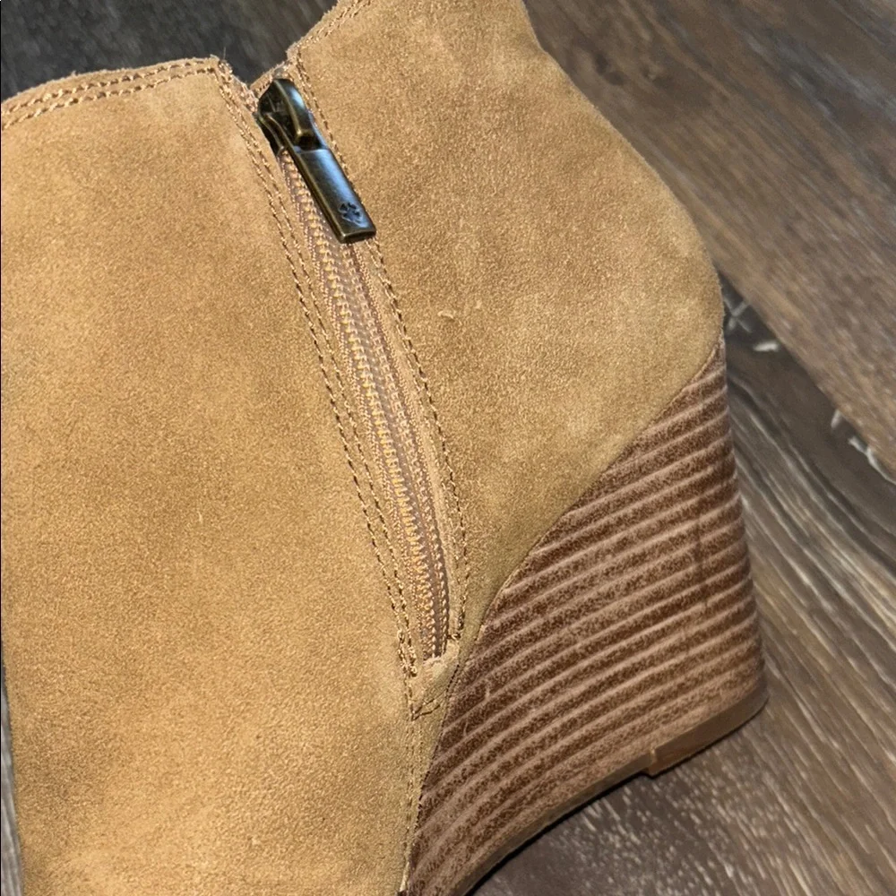 Lucky Brand Tan/camel Ankle Boots  7.5